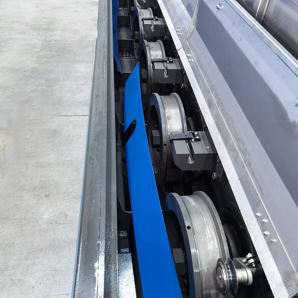 LHD400-7D Copper rod breakdown machine with high speed